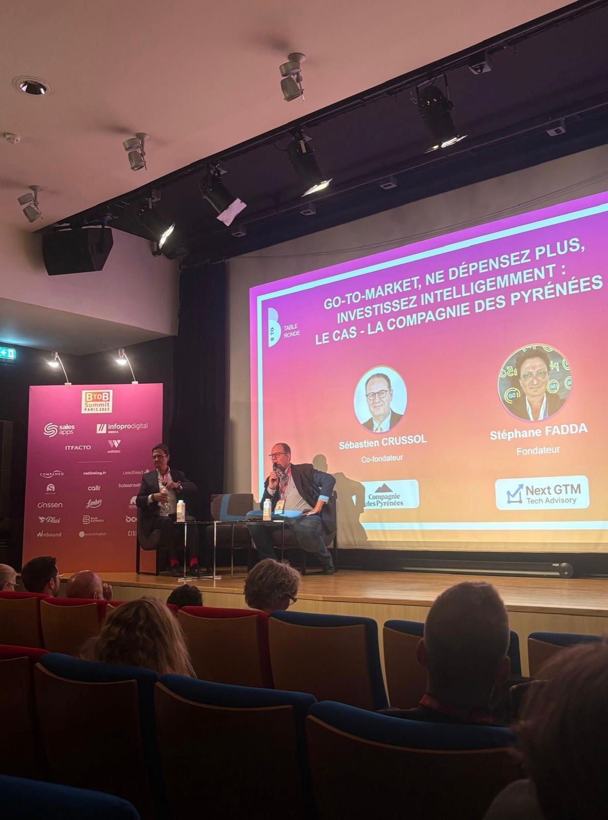 🚀 2. Venture Building & Executive Tracks